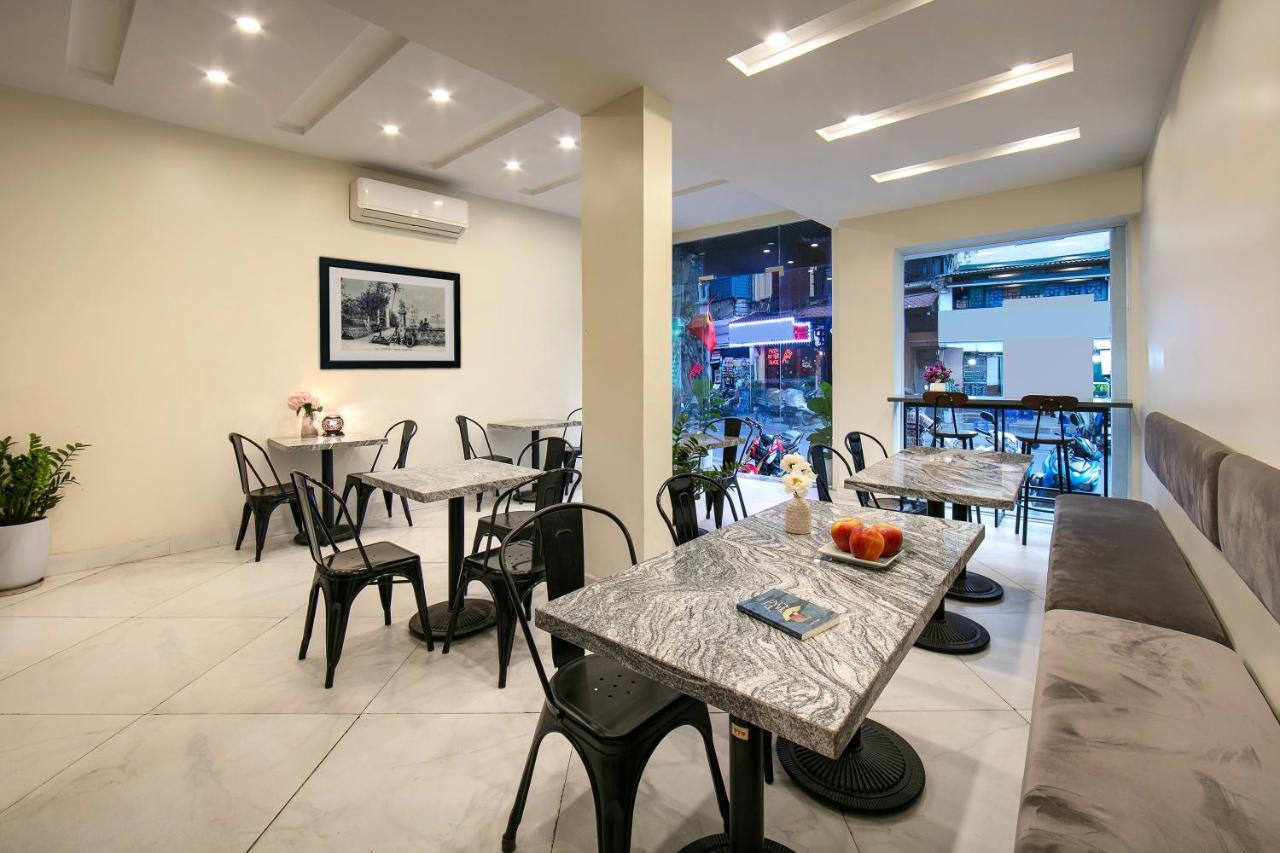 Queen Cafe Hotel & Pub 하노이 외부 사진